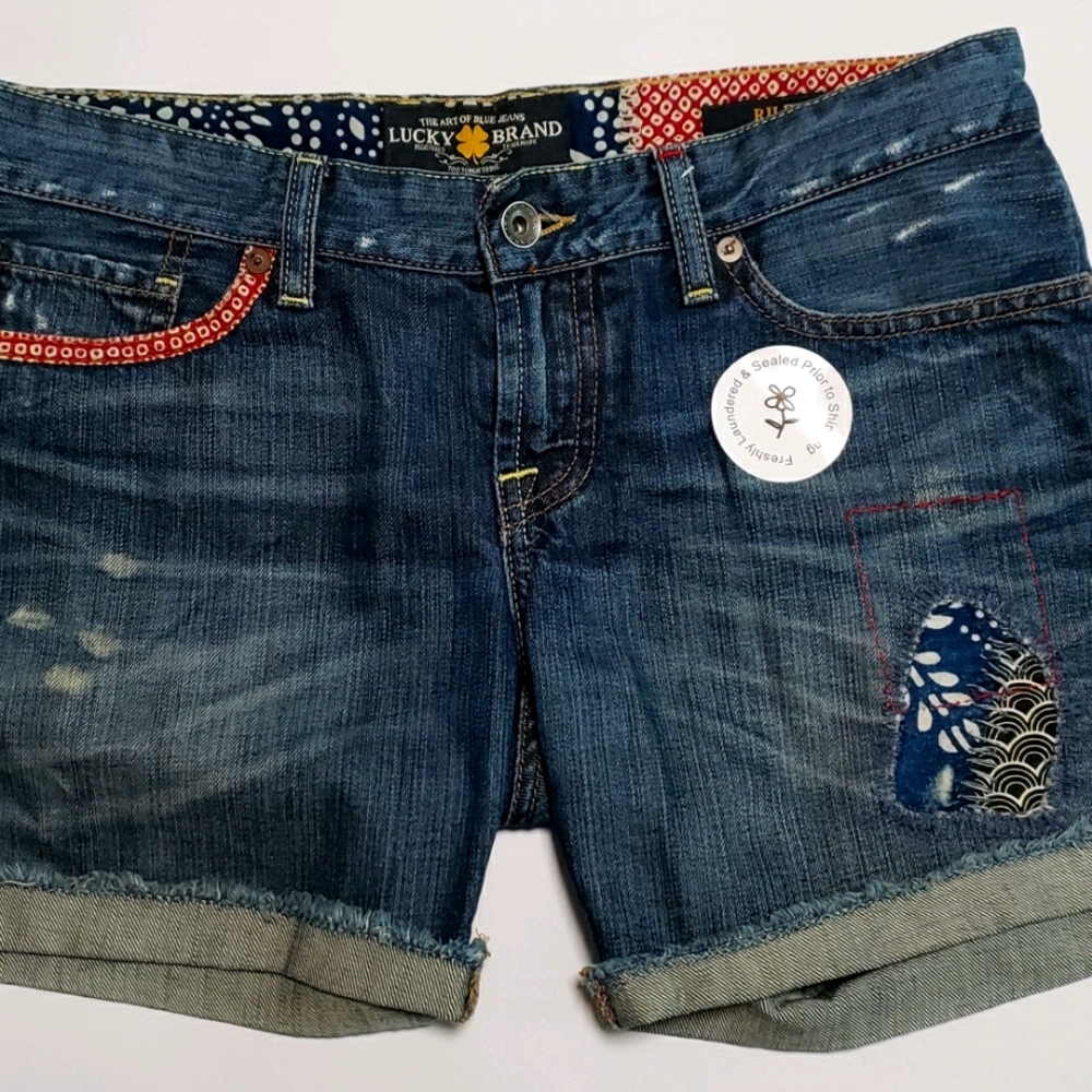 Lucky Brand Cut Offs Size 2 With 26 Inch Waist